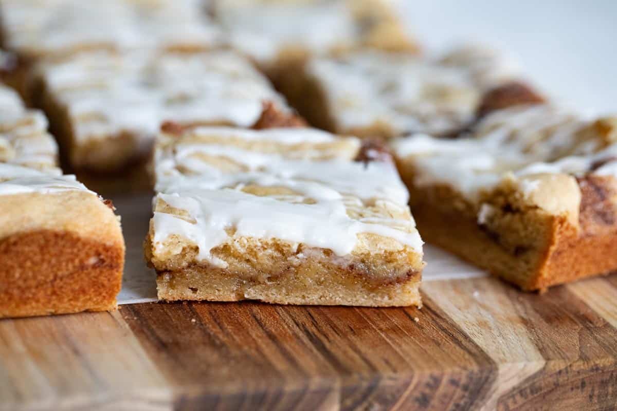 glazed snickerdoodle bars