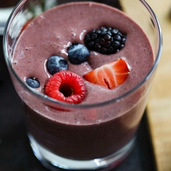 berry smoothie recipe with chocolate