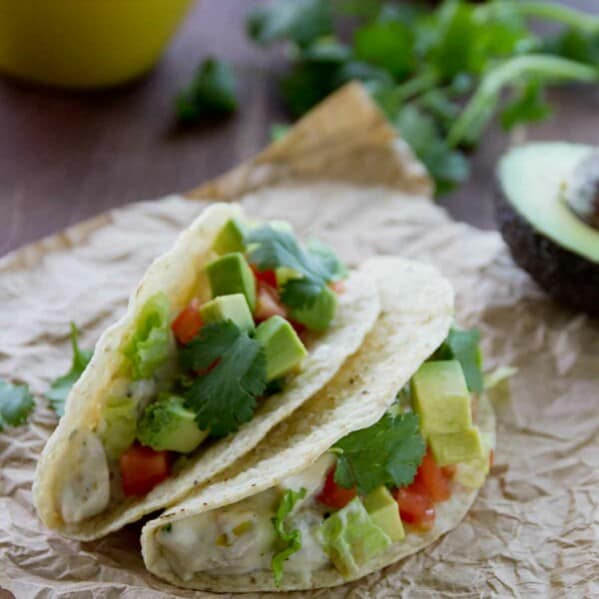 Creamy Cilantro Chile Tacos recipe