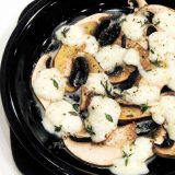 Sliced Mushrooms with Melted Mozzarella and Thyme