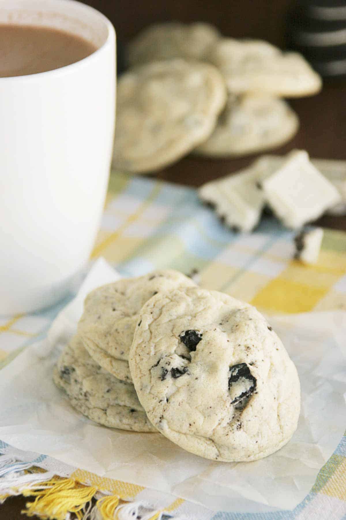 Cookies and Cream Pudding Cookies - Taste and Tell