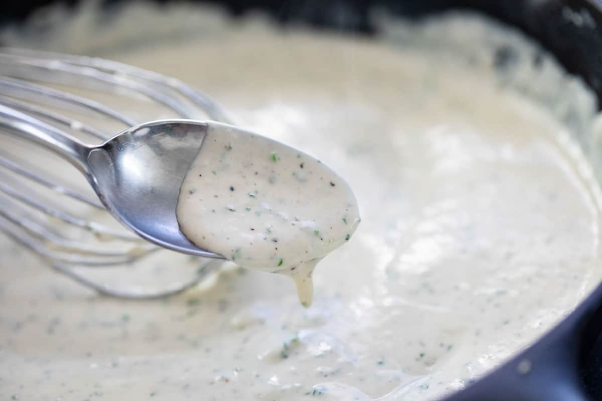 Cream gravy with herbs