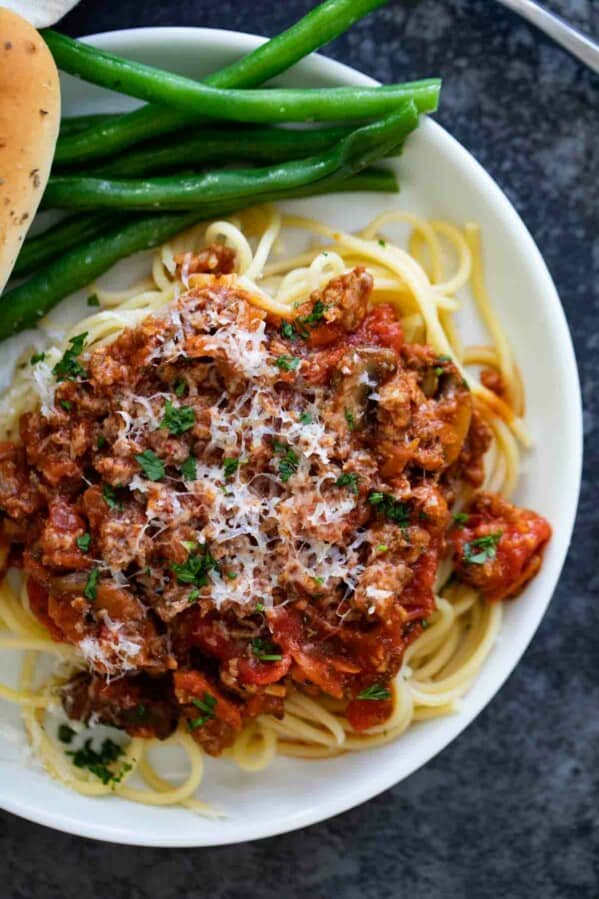 spaghetti sauce over spaghetti