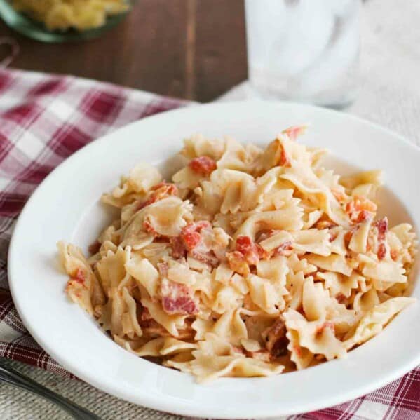 Smoky Tomato Bacon Pasta Recipe - Taste and Tell