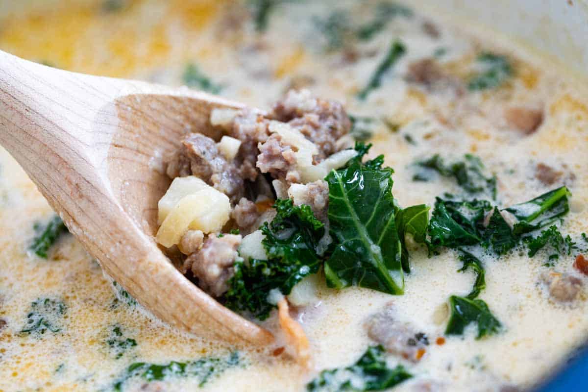 scoop of copycat olive garden zuppa toscana