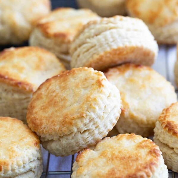 homemade buttermilk biscuits on a cooling rack