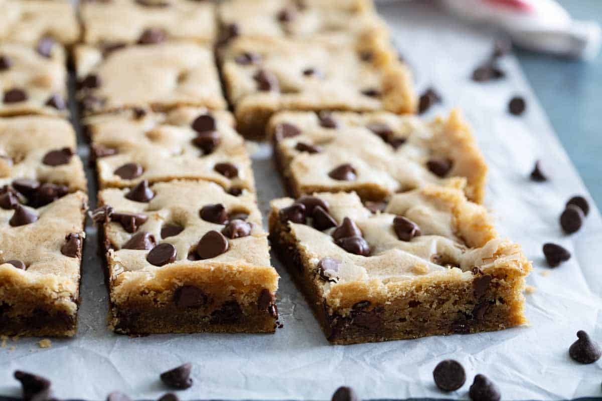 chocolate chip cookie bar preppy kitchen