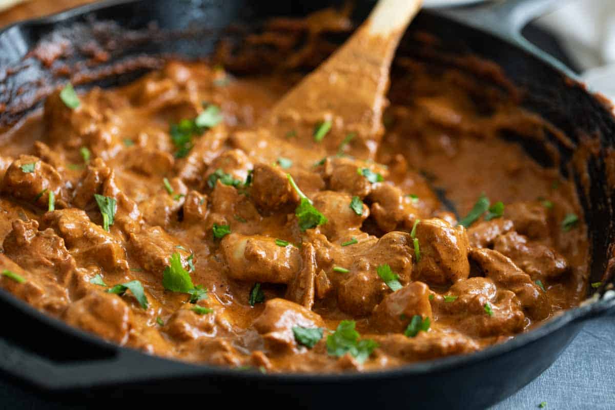 Butter Chicken in a cast iron skillet