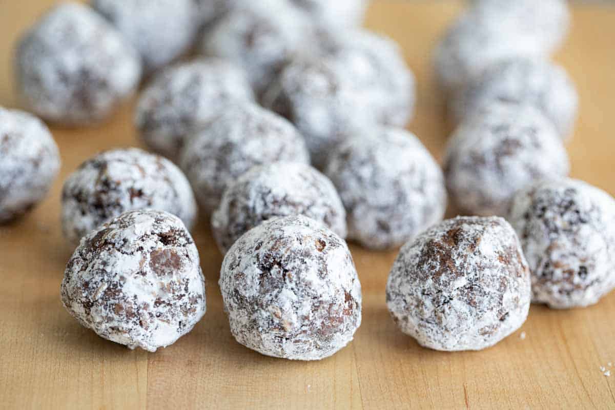 powdered sugar covered peanut butter oatmeal cookie balls