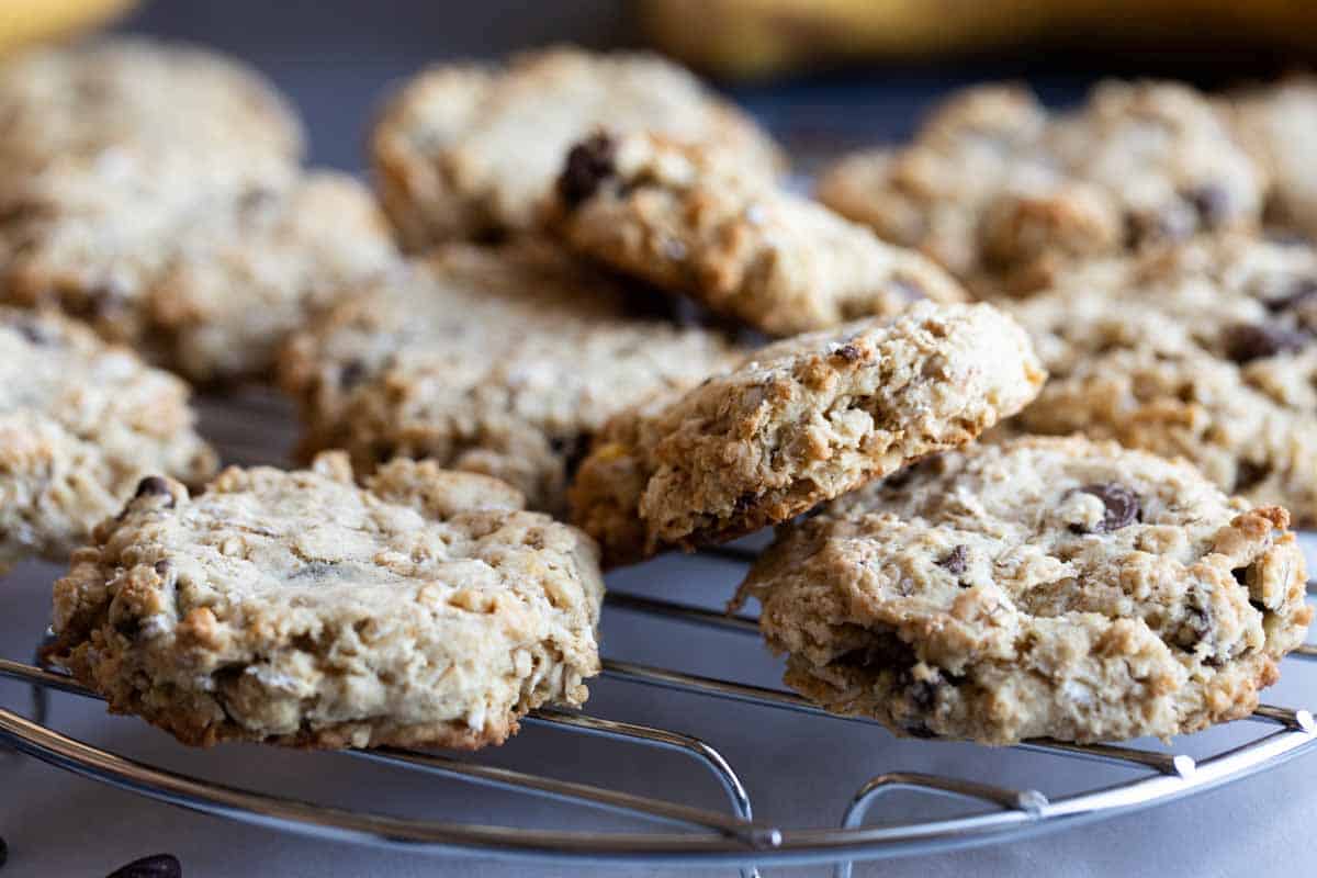 baked banana oatmeal cookies