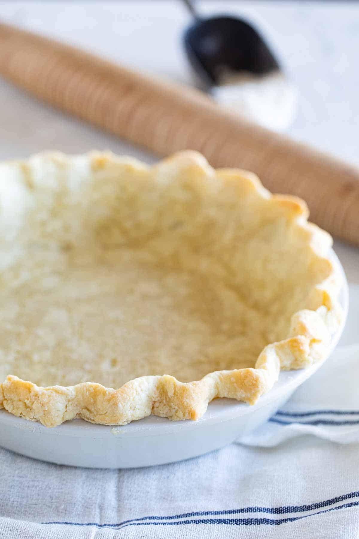https://www.tasteandtellblog.com/wp-content/uploads/2021/11/Pie-Crust-Recipe-9.jpg