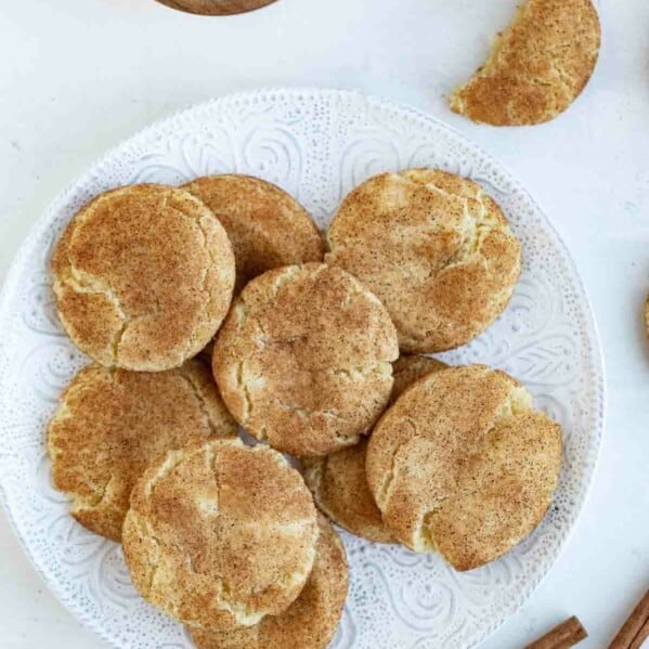 overhead view of plate of snickerdoodle cookies