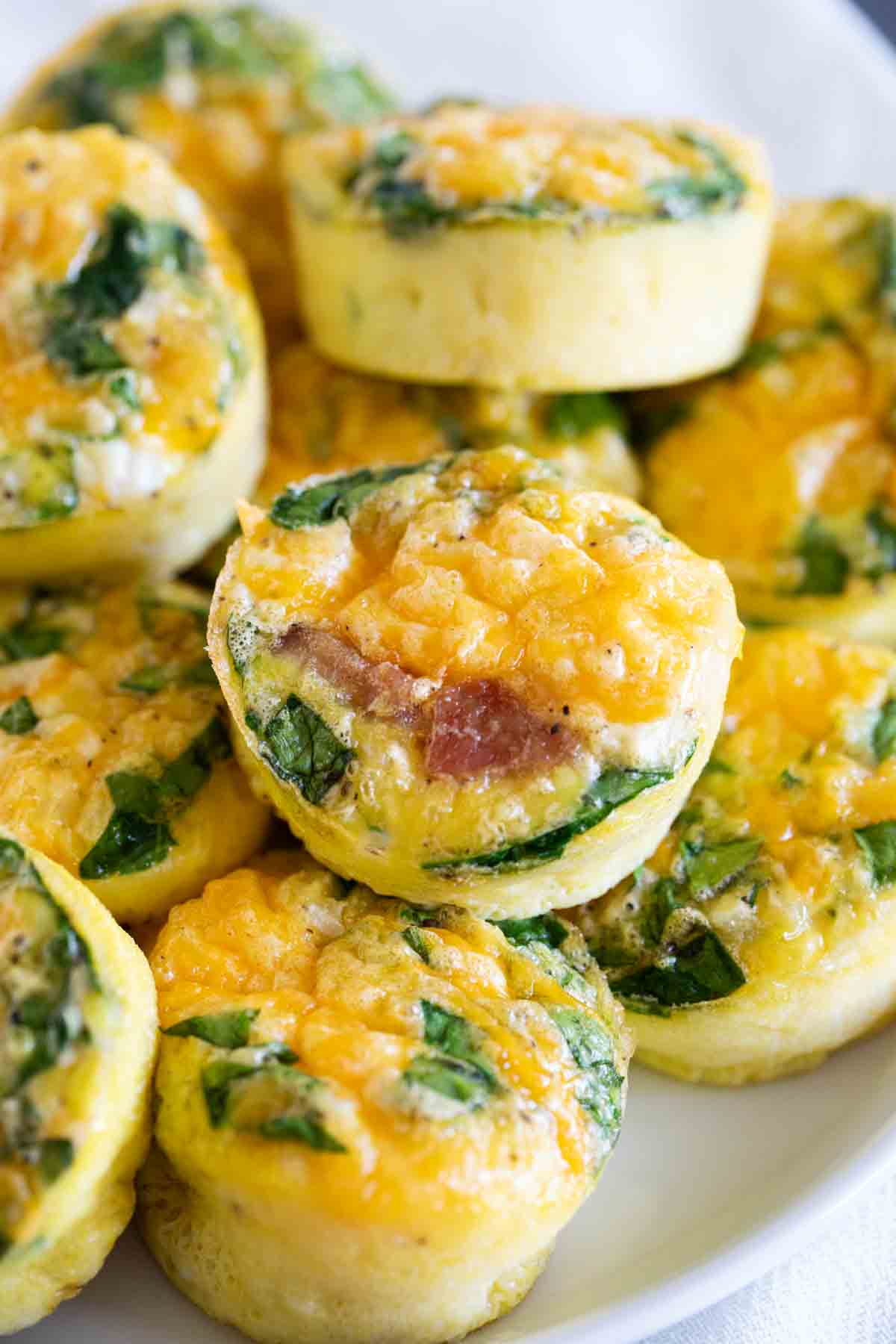 Egg Muffins with spinach, ham, and cheese