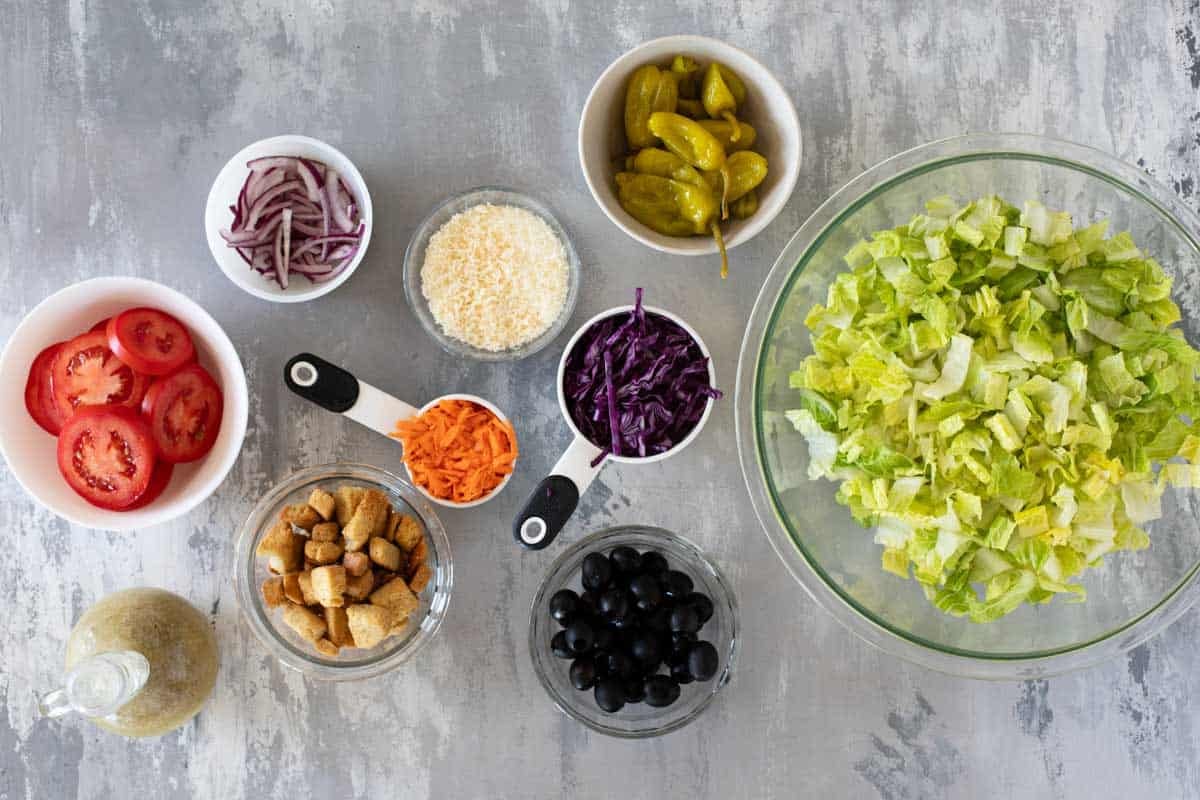 Ingredients to make Olive Garden Salad.