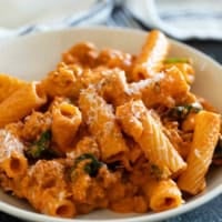 Bowl with cottage cheese pasta with sausage and turkey.