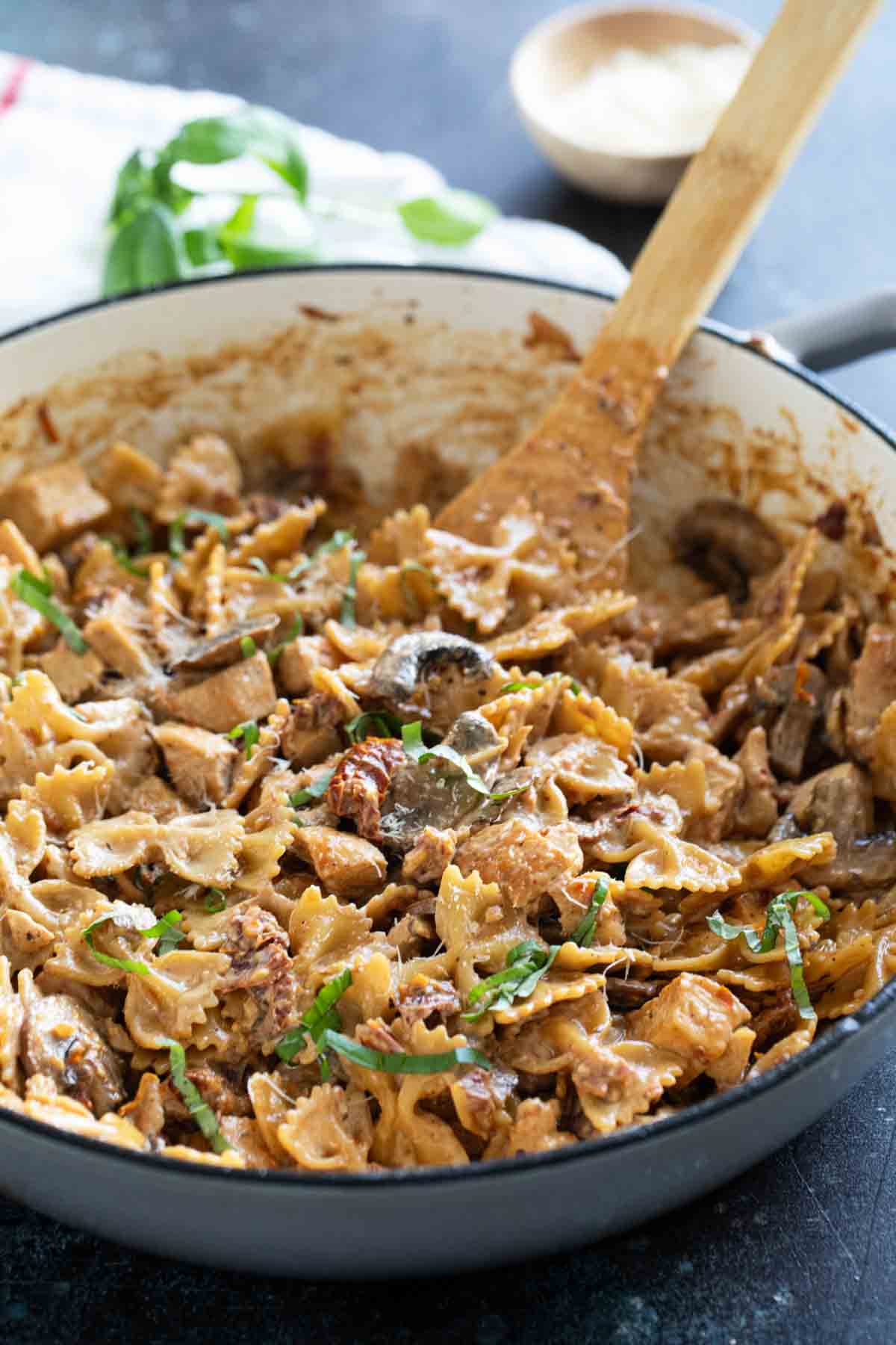 Large skillet filled with Chicken Pasta Milano.